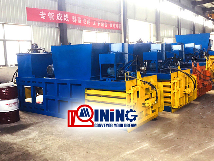 Plastic baler